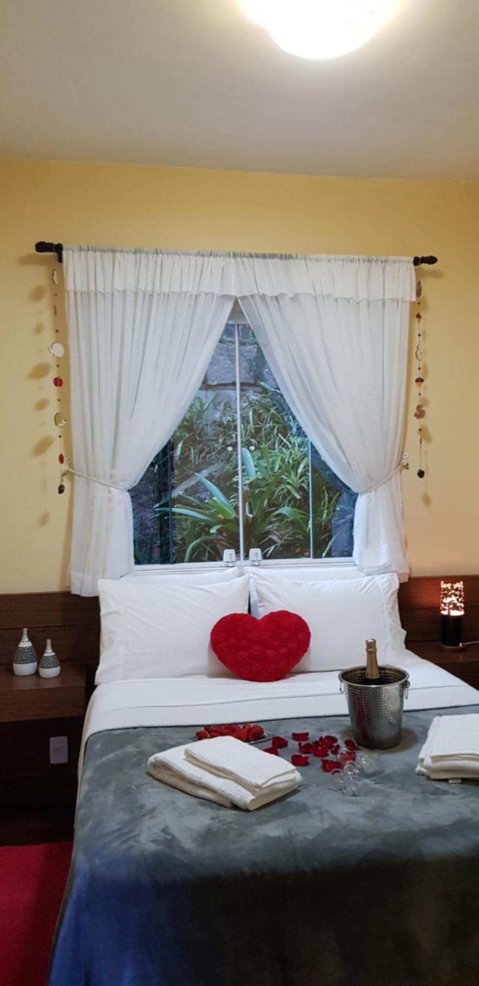Chale Rosa Do Vale Villa Petrópolis Стая снимка